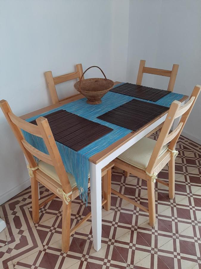 Traditional House In Historical Center Of Faro Luaran gambar