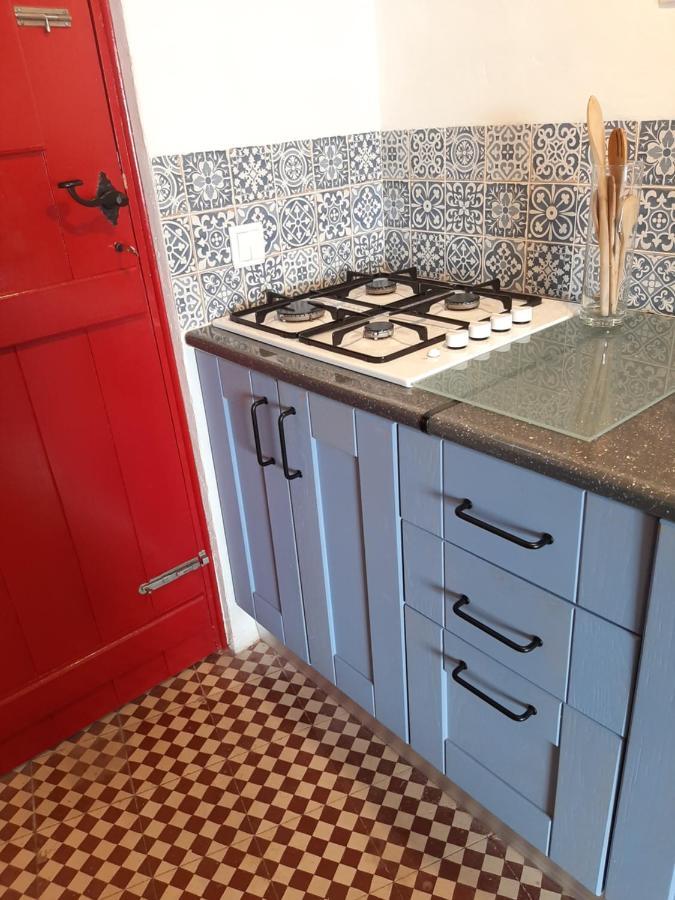 Traditional House In Historical Center Of Faro Luaran gambar